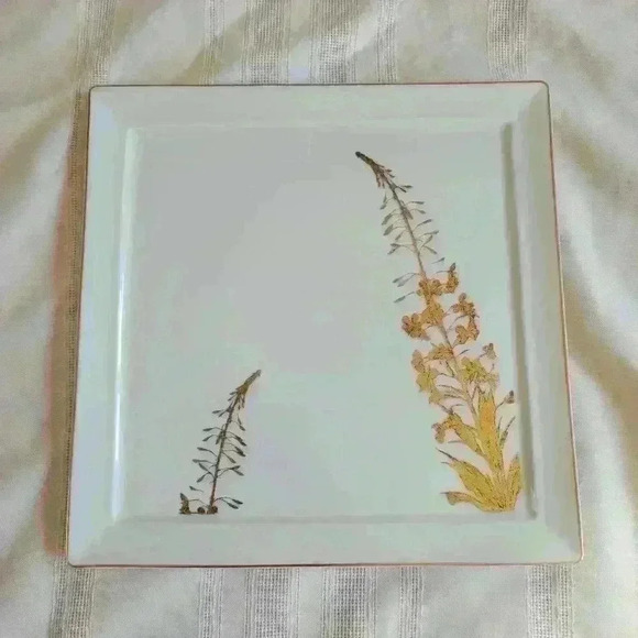 Bernardaud- Vegetal Gold Square Plate - Picture 2 of 5